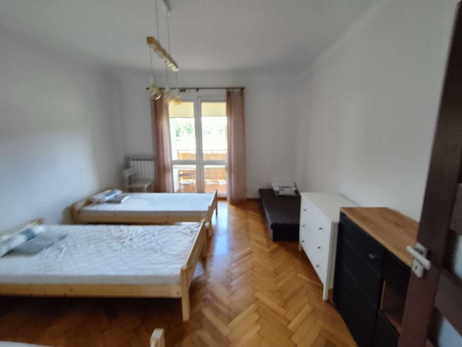 Mieszkanie 4 pokoje dla pracowników NDM ul. Malewicza 6 osób