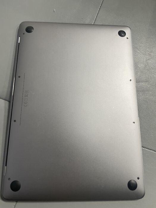 MacBook  A 1534 2017