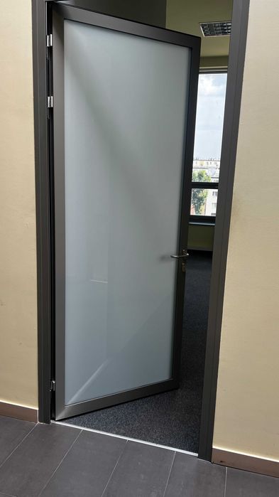 Drzwi Aluminiowe przeszklone