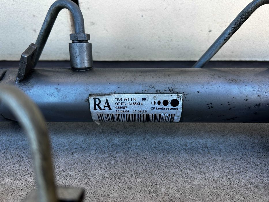 рульова рейка Opel Astra H 2005-2011 ZF
