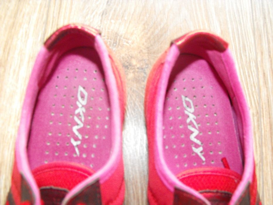 Buty DKNY 37/38 24cm jak Nowe czerwone stylowe oryginalne b. lekkie
