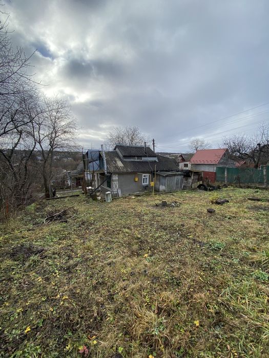 Продаж будинок з участком