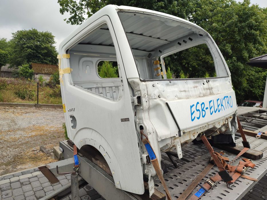 Renault Maxity kabina 12r