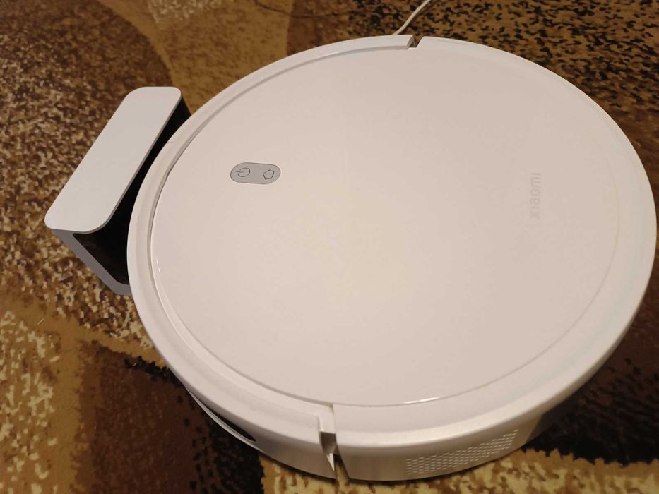Робот-пилосос Xiaomi Robot Vacuum E10