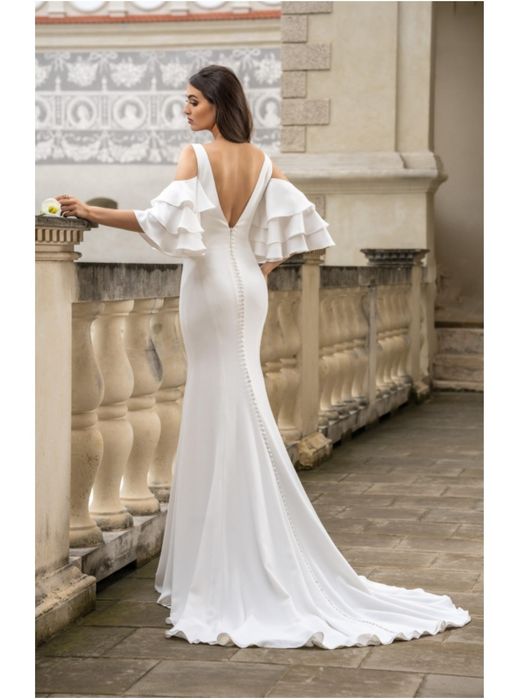 suknia ślubna rybka/ syrenka z trenem Ms Moda Nell M/L