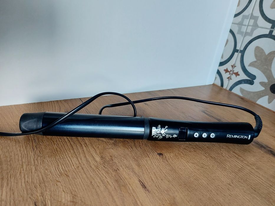 Lokówka do włosów Remington 32 mm z pokrowcem