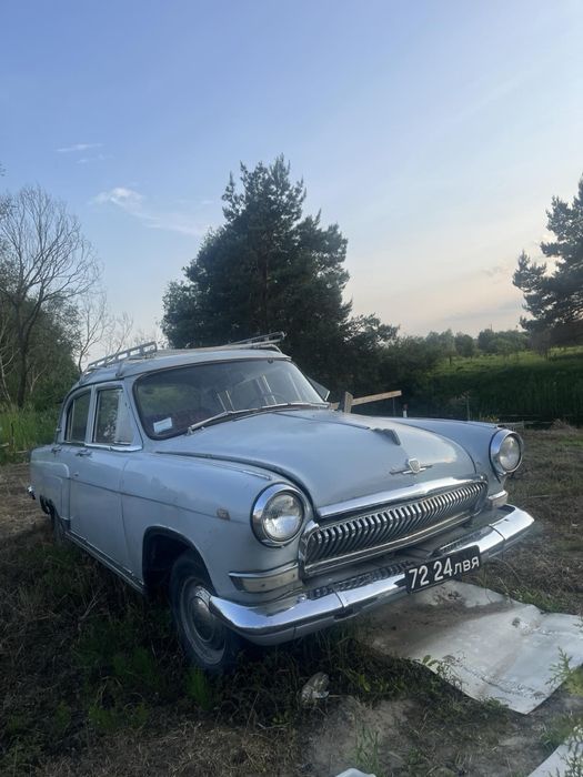 Продам машину на ходу газ 21