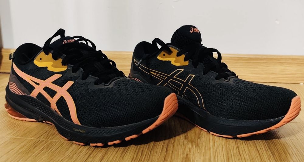 Buty Asics 39,5 GTX na deszcz goretex