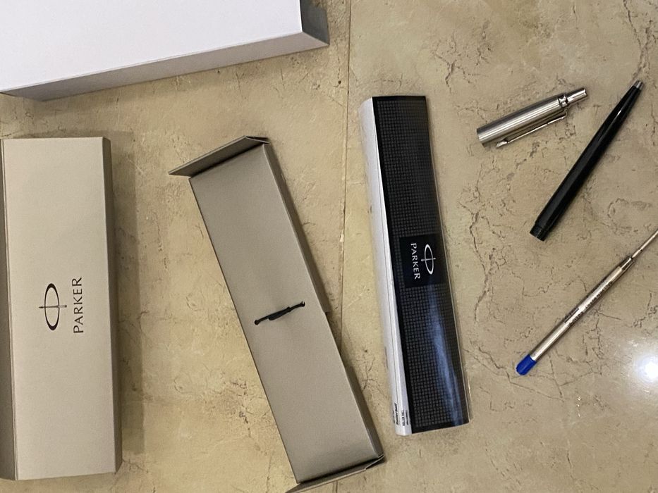 Ручка шариковая Parker