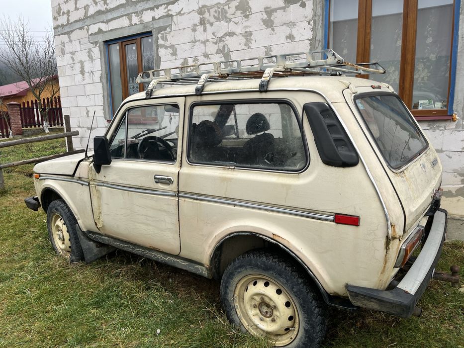 Продам ниву 2121