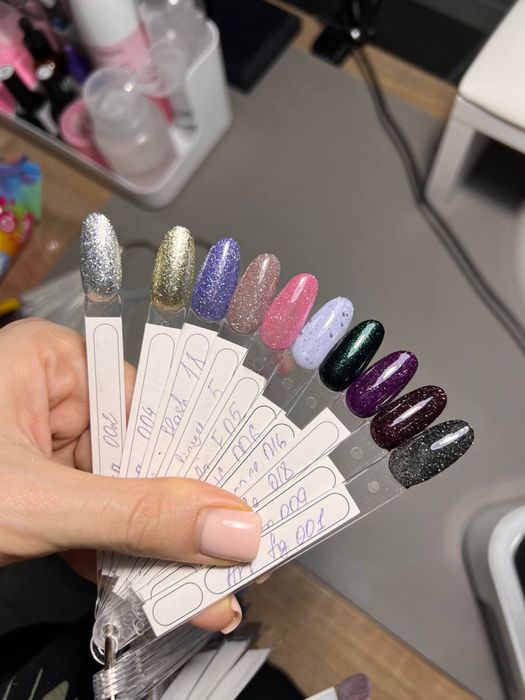 Продам гель лаки, бази, гелі