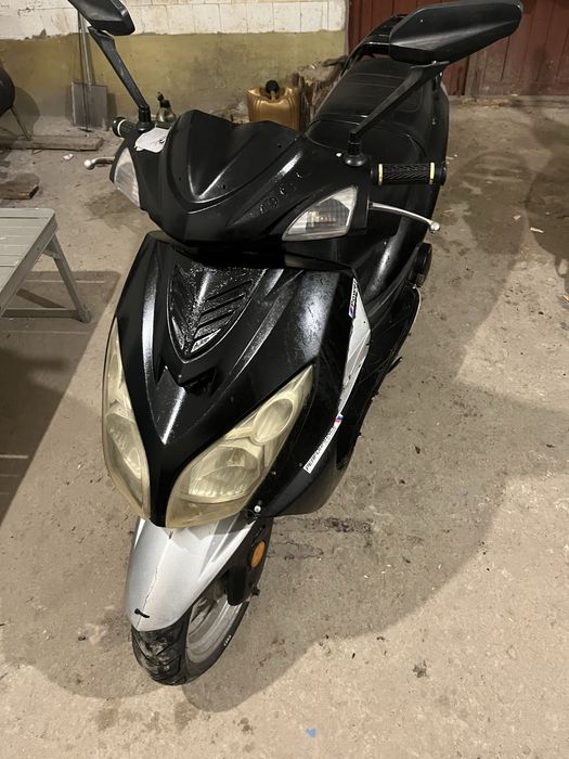 Продам мопед 150 кубів. Присутній торг