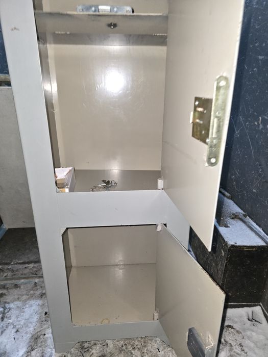 Ящик-сейф металический