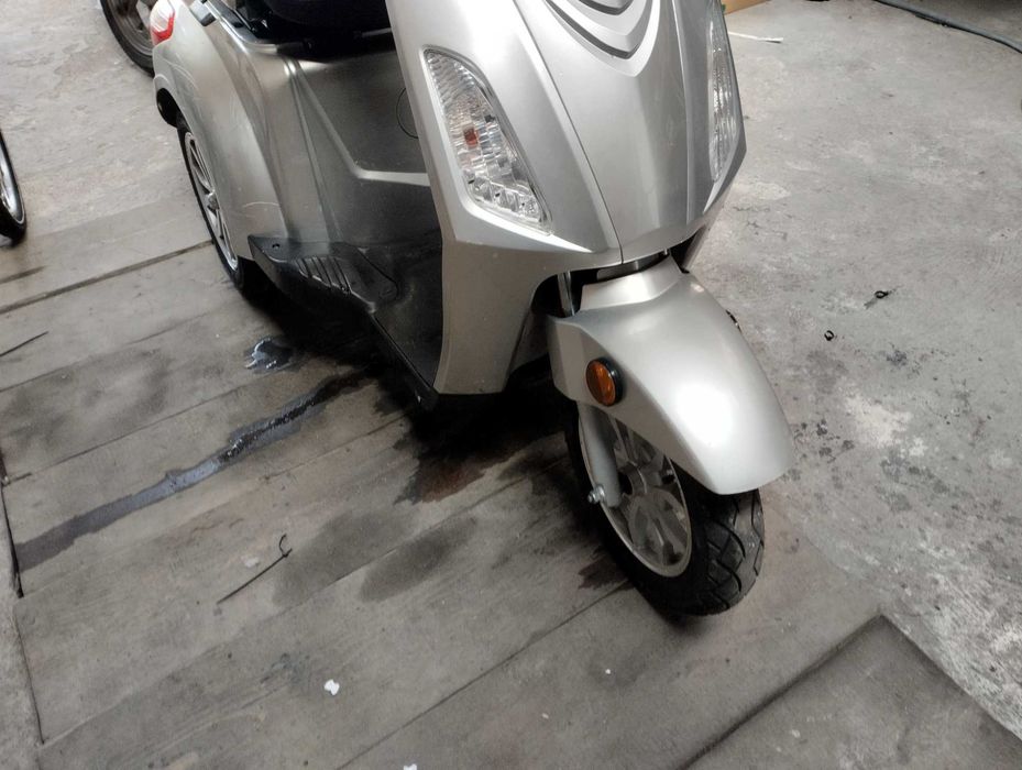 Skuter elektryczny wózek inwalidzki