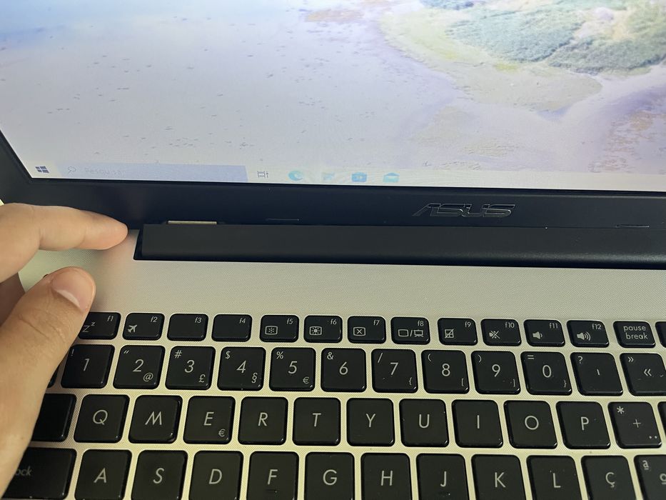 Laptop Asus - X555L - Core i5, 8 GB