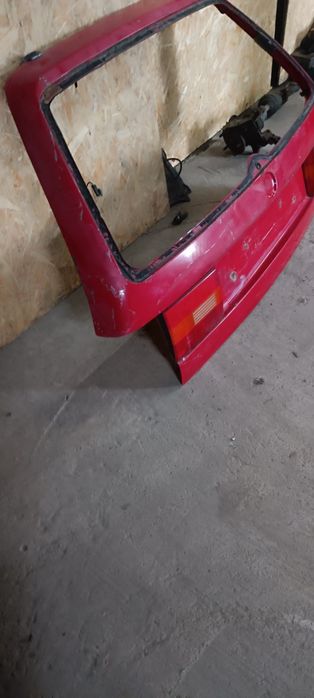Ляда багажник VW B4 Variant Пасат б4 универсал
