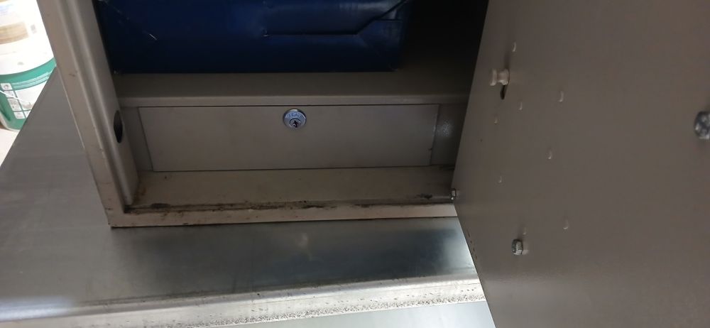 Cofre segurança  com chaves e codigo