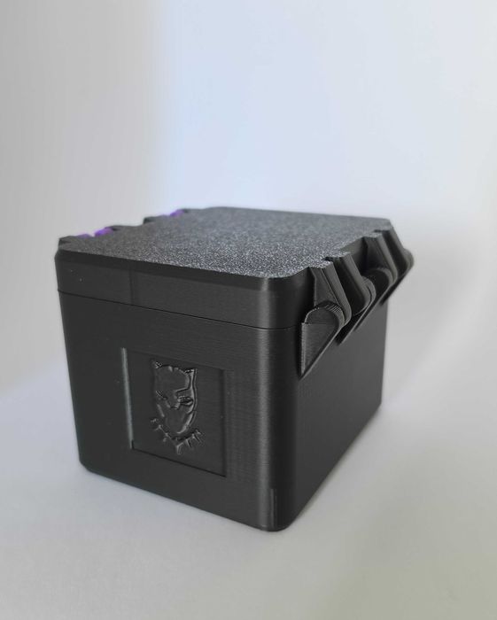 DeckVault Commander Caixa para até 120 Cartas | Commander | Fecho Mecânico | Personalizável