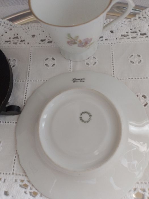 Chávena com pires em porcelana Limoges