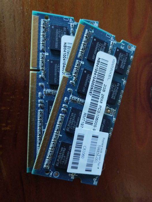par stick memória Ramaxel 2GB 2RX8 PC3-10600S