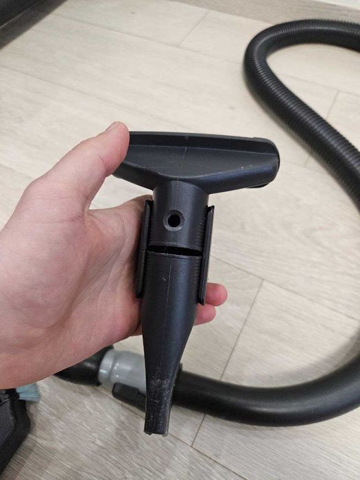 Пилосос колбовий Philips FC8761
