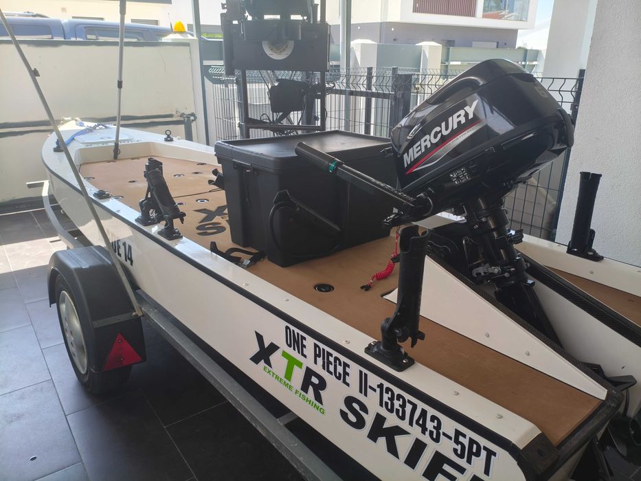 Barco XTR SKIFF Blade 14 com atrelado