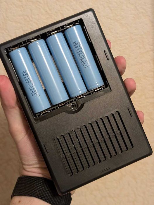 UPS бесперебойник для роутера DC-1018L 12000 mAh (c аккумуляторами!)