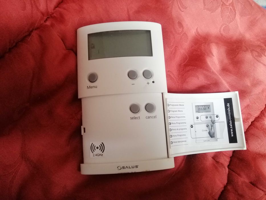 Salus v07.2 Cyfrowy Regulator Temperatury