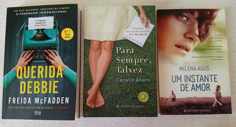 Livros Querida Debbie + extras