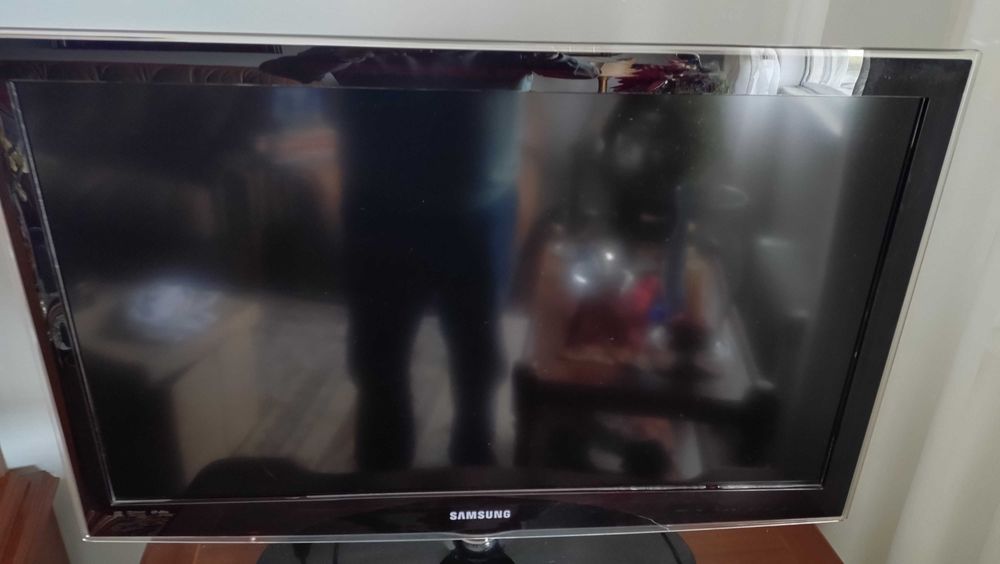 TV Samsung 32C 4000