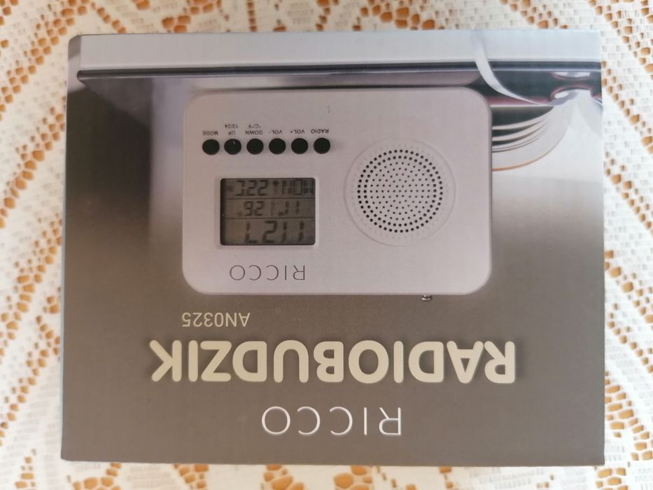 Radiobudzik nowy