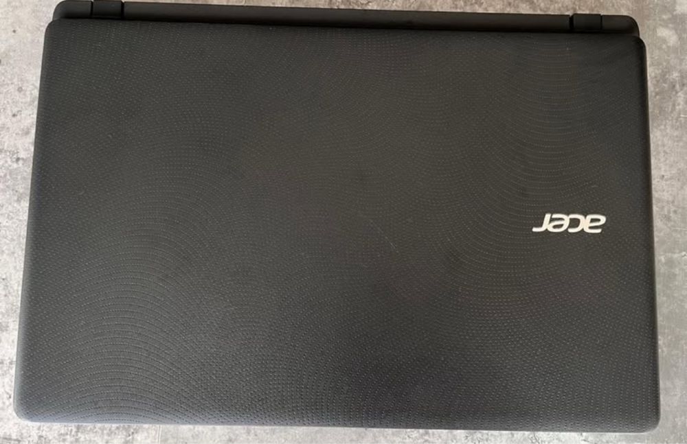 PC Portátil Acer em bom estado