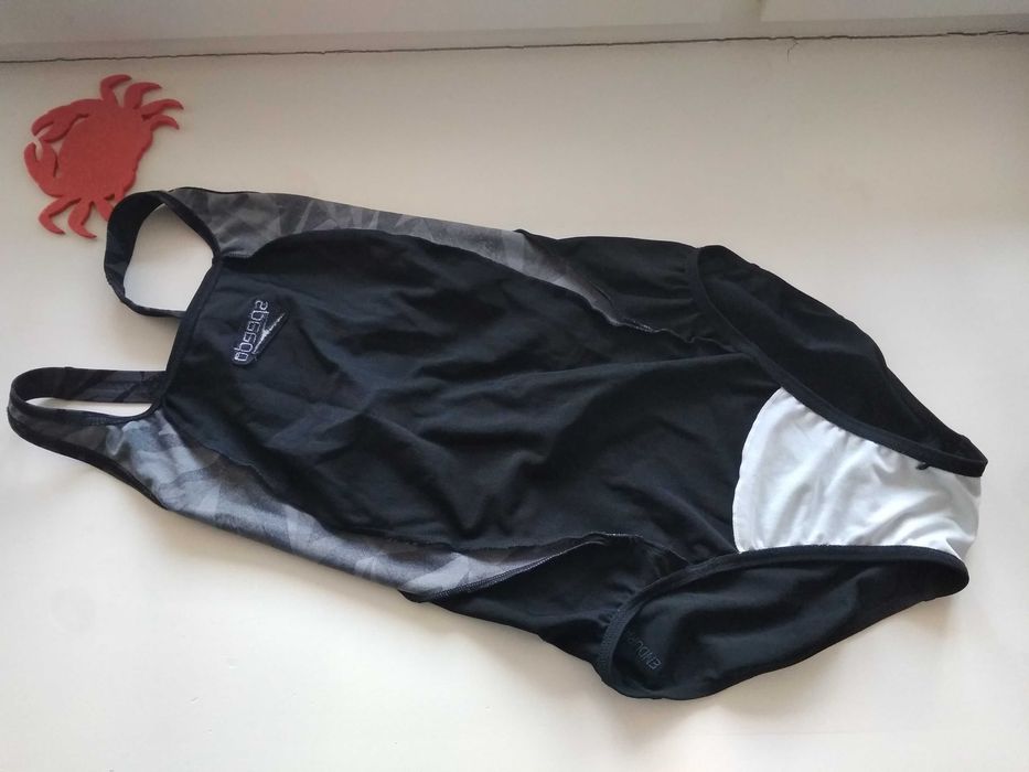 34-36р. Cплошной купальник для плавания, бассейна speedo hyperboom