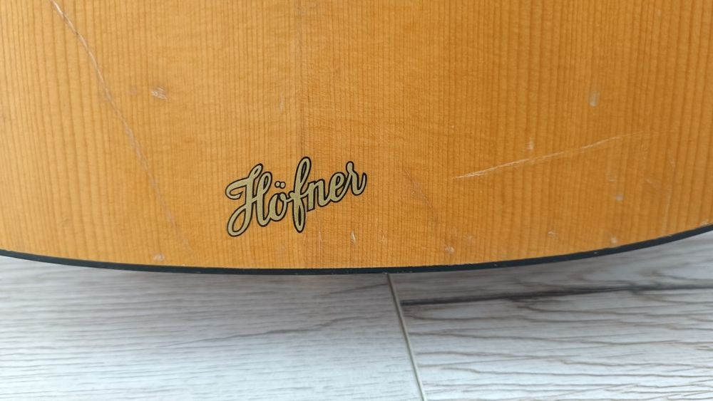 Gitara    Höfner