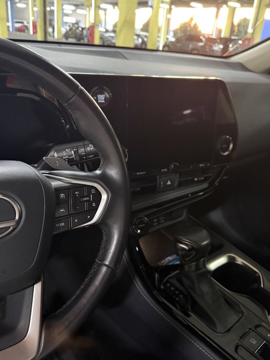 Продам Lexus nx 200 официал 2023