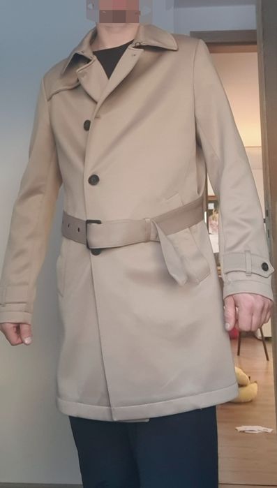 Elegancki płaszcz długi z pasem ZARA