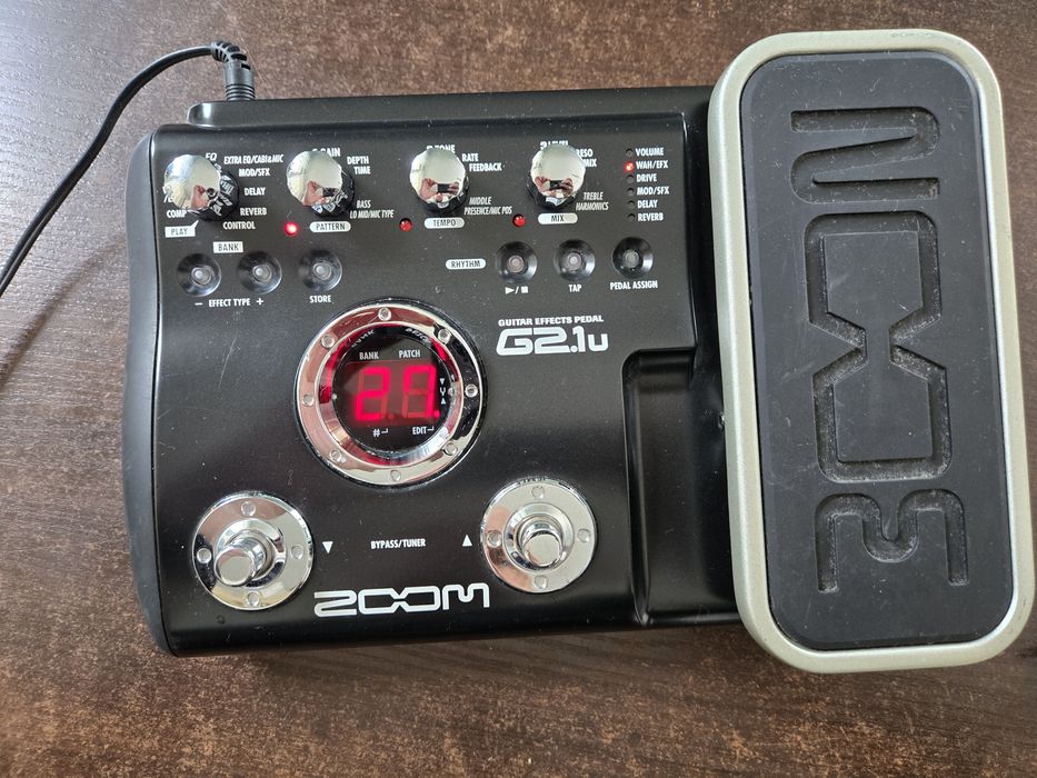 Zoom G2.1u multiefekt gitarowy z zasilaczem