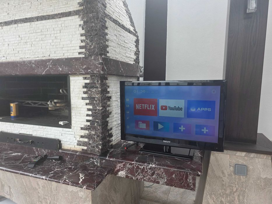 Приставка Smart tv Stick.Рабочая .