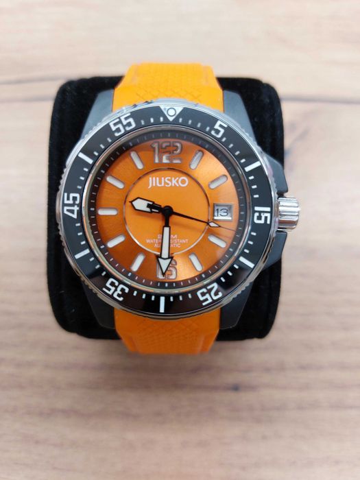 zegarek diver  200 m  szkło  szafirowe  automat