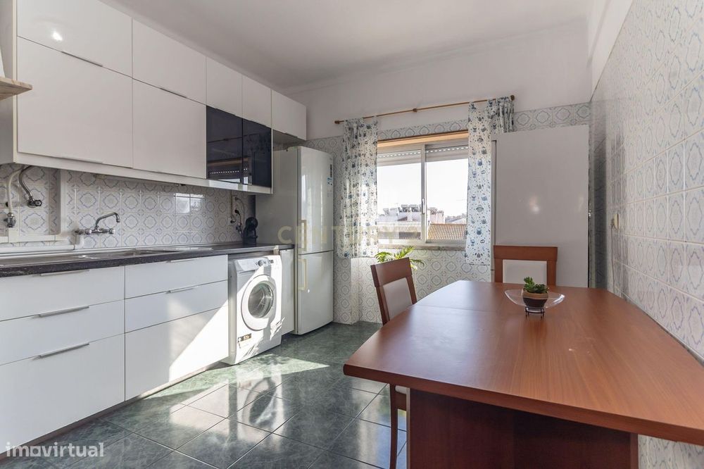 Apartamento T3 em Seixal com 104m² e 2 casas de banho — Seixal, Arrentela E Aldeia De Paio Pires, Setúbal