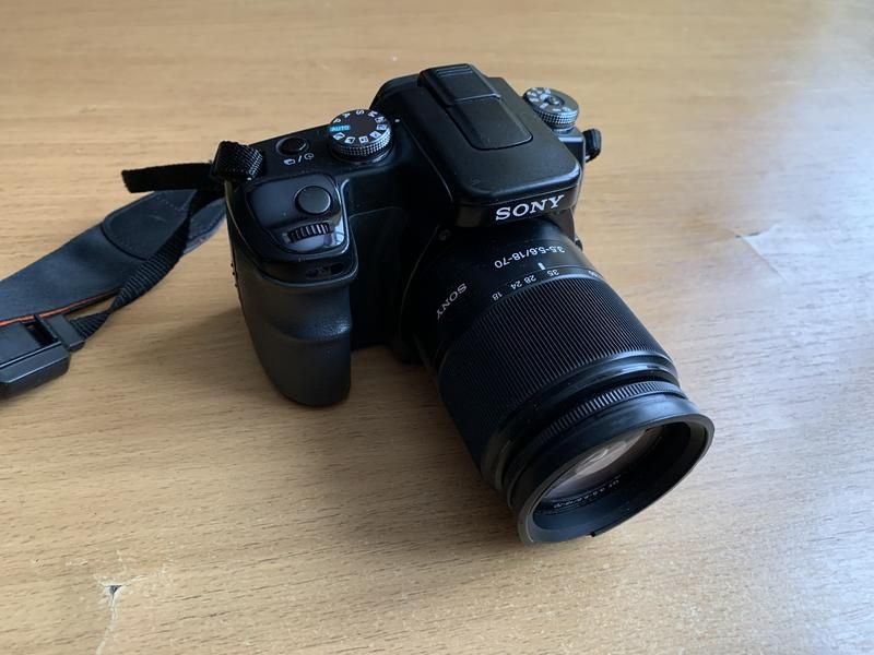 Фотоапарат soni DSLR-A100