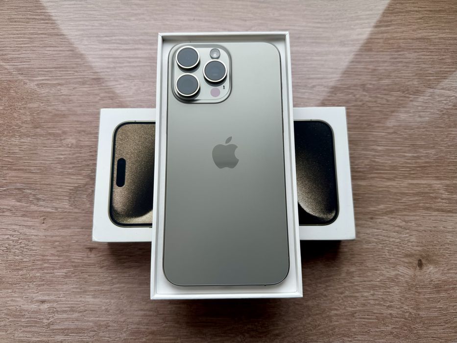 Apple Iphone 15 Pro Max Natural Titanium 512 gb  акб 89%