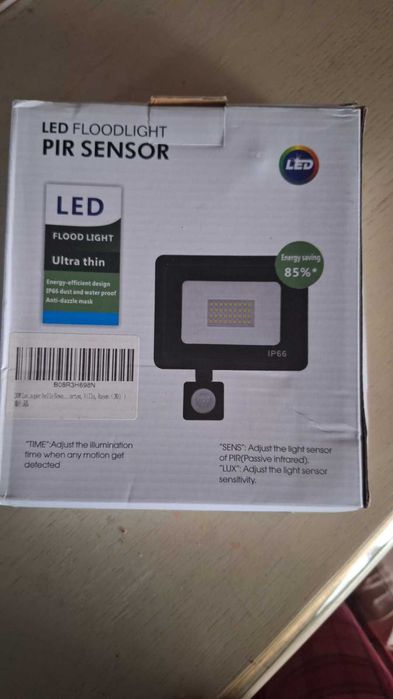 Світлодіодний прожектор Outdoor LED Floodlight Motion Sensor