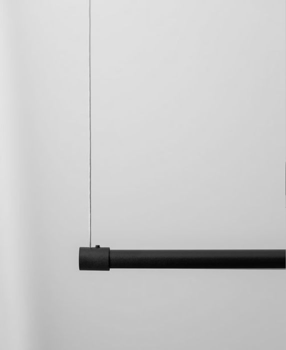 Lâmpada Sklum suspensa linear LED 120 cm em metal
