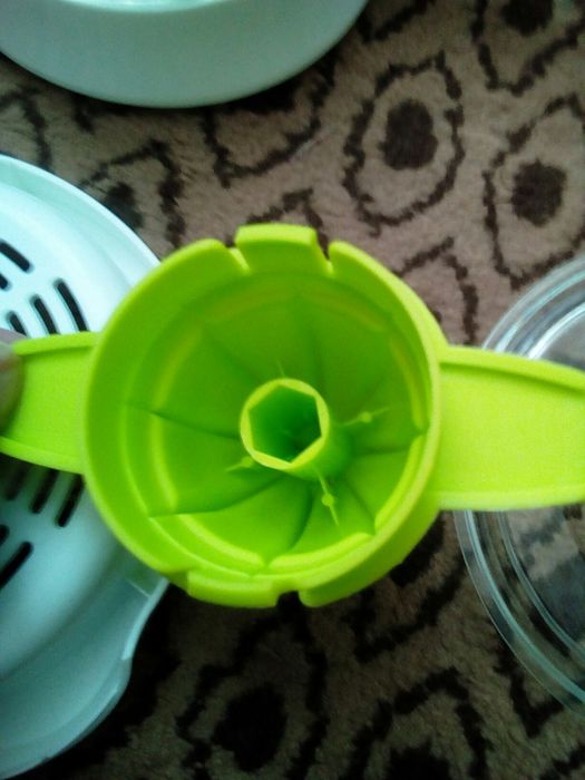 соковыжималка для цитрусовых HILTON AE 3165,новая