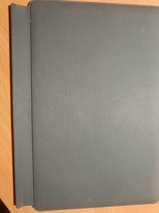 Продам чехол-клавиатура с тачпадом для galaxy tab s6 sm-t860