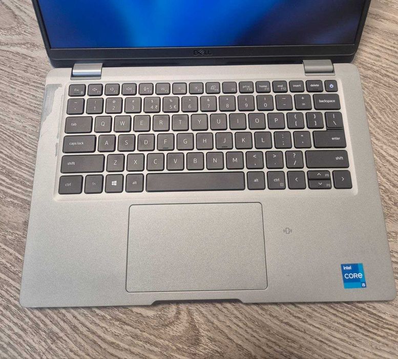 Ноутбук Dell Latitude 5320 i5-1135G7 8/256гб SSD 13,3 FHD IPS відеокарта Iris Xe Graphics 2гб. Гарантія 30 днів