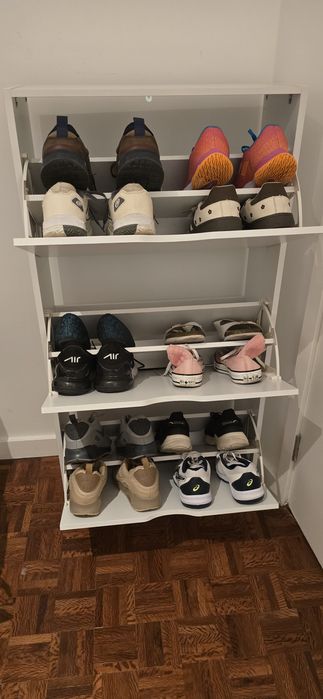 Sapateira branca com 3 gavetas