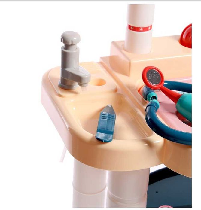 Ігровий набір лікаря 29 предметів DK 689-3 Медичний кабінет з водою