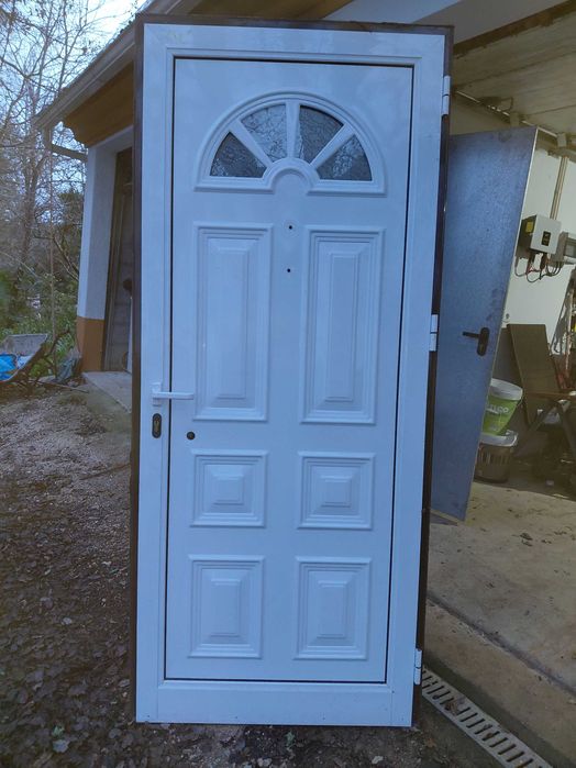 Vendem-se 4 portas de alumìnio